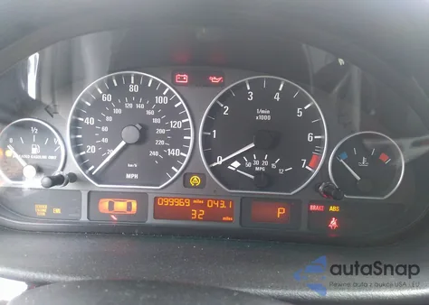 2005 BMW 330I из США, поврежденный, VIN WBAEV53485KM41144